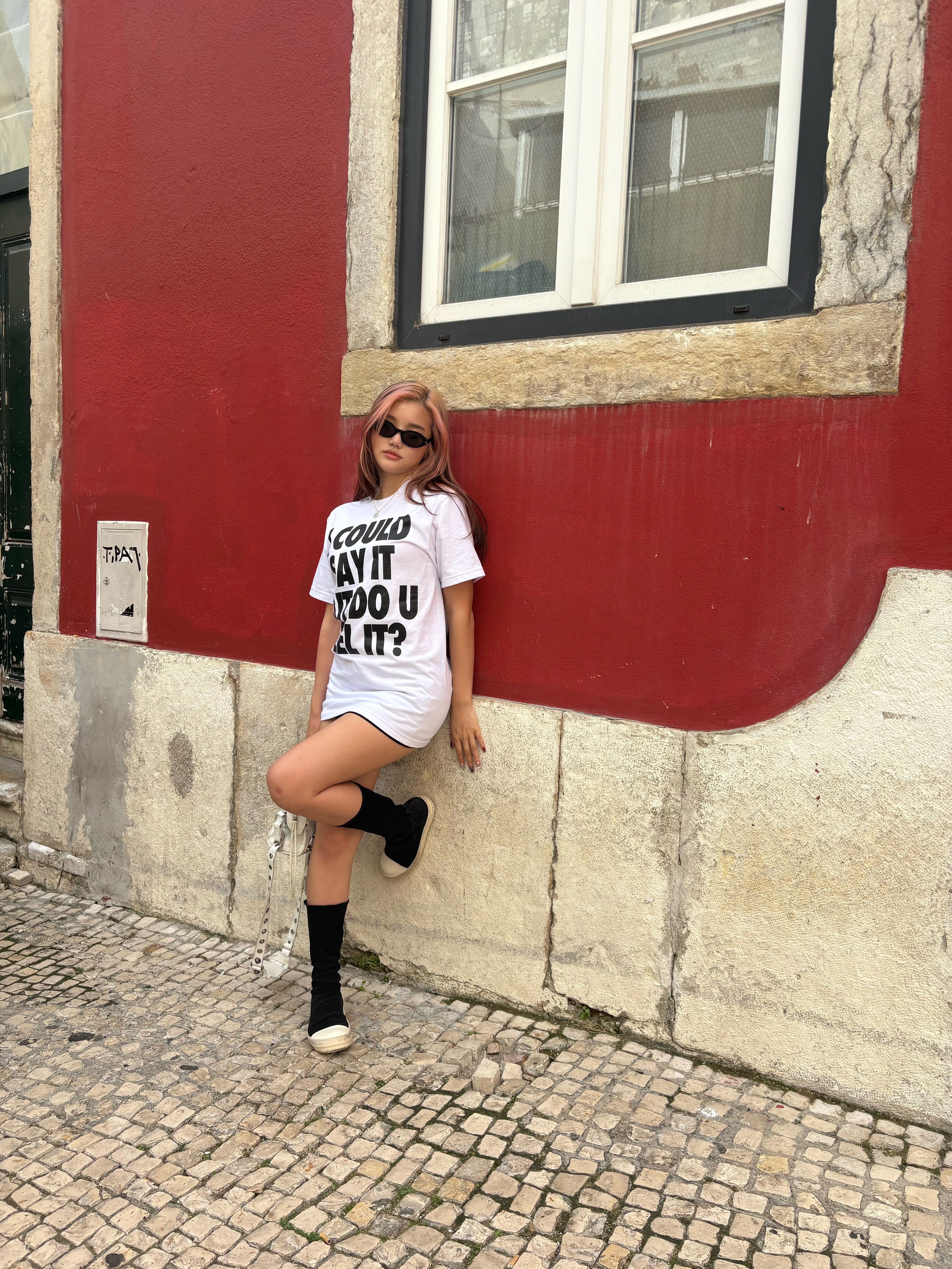 "I could say it but do you feel it?" Tee